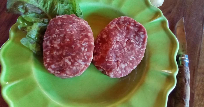 [Précommande] Colis de Préparation hachée bouchère de buffle BIO, 12 X 130 g (viande hachée +1% de sel)