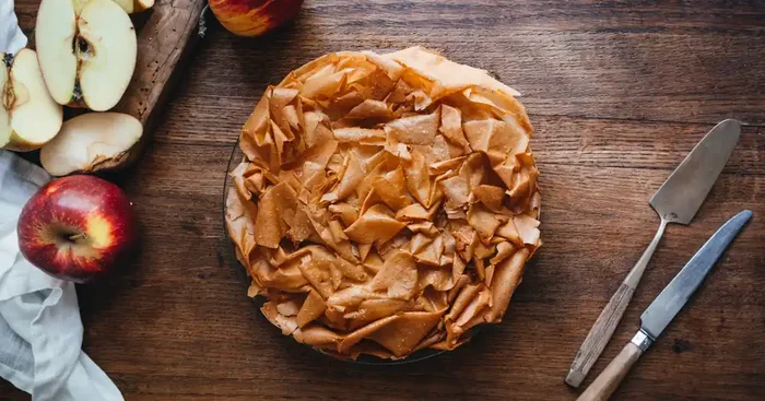 [Surgelé] Pastis gascon aux pommes et à l‘armagnac cuit – 6 parts