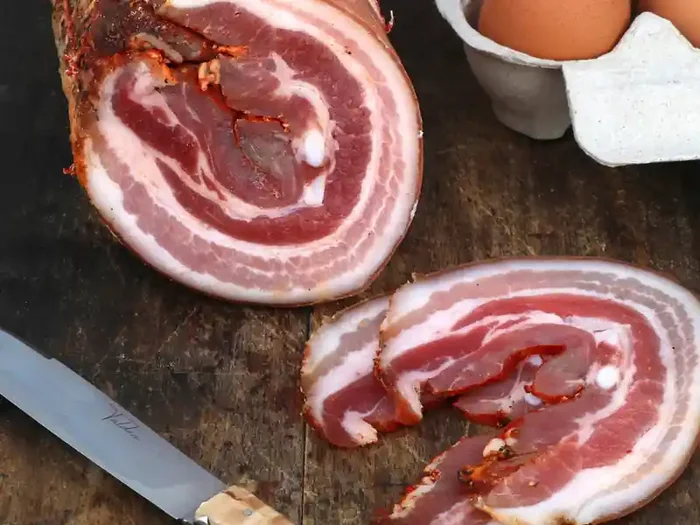 Ventrèche roulée en tranches 200g