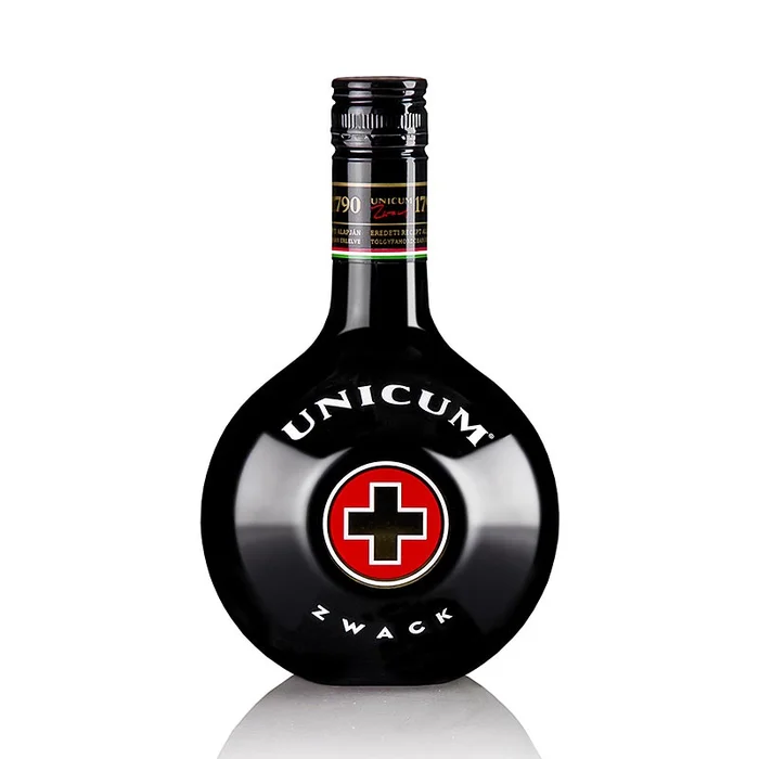 Zwack Unicum, bitter aux herbes, 40% vol., Hongrie, 700 ml, Bouteille